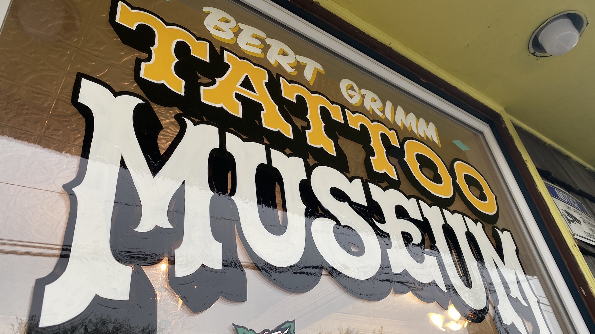 1. Bert Grimm Tattoo Flash Book: A Collection of Classic American Tattoo Designs - wide 4