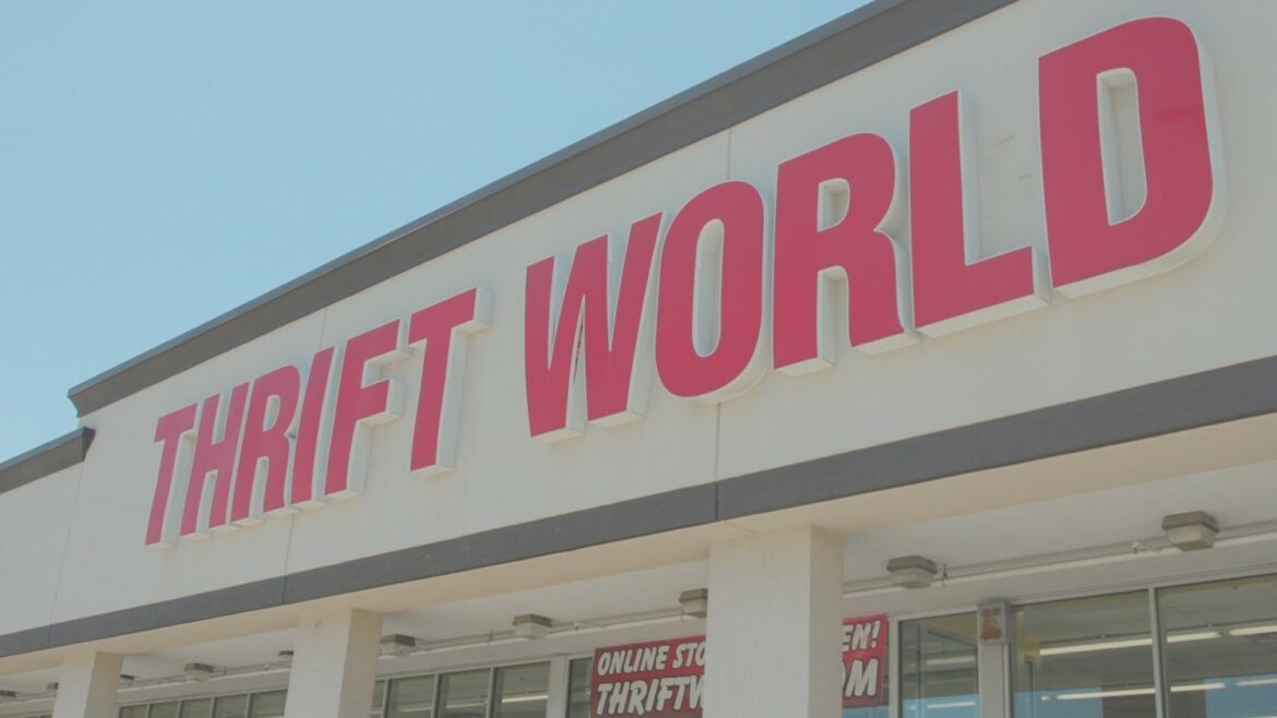 Thrift World's Independence storefront.