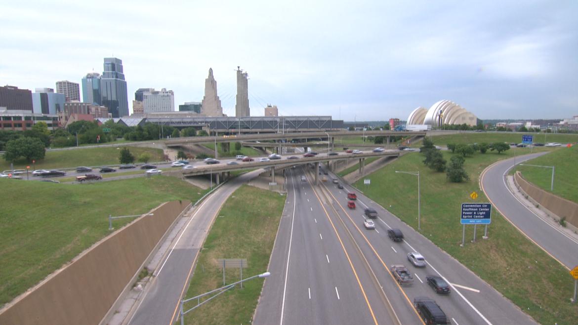 Highway approaching Kansas City from the North with the skyline in the background