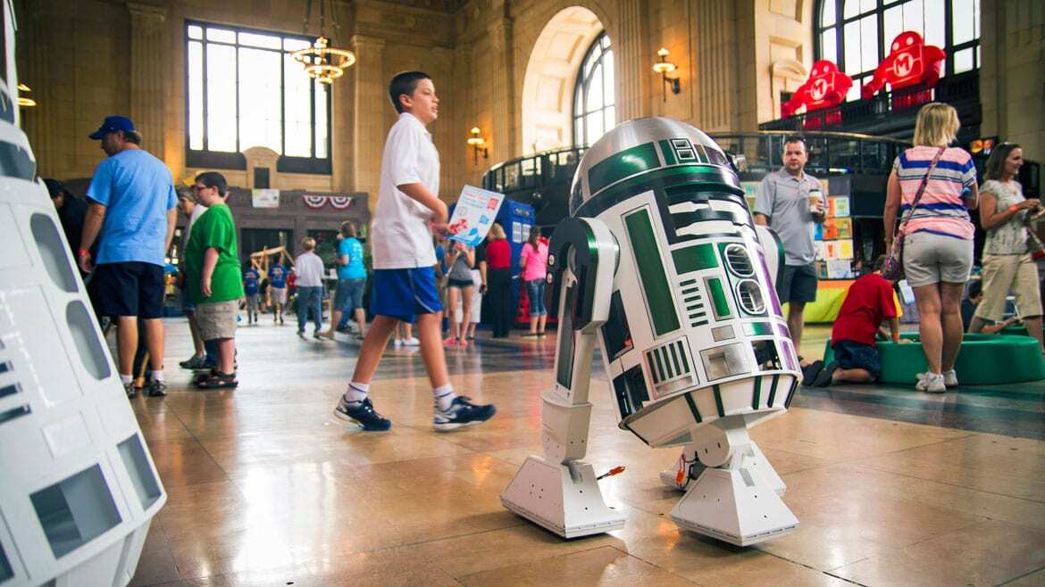 Maker Faire r2d2
