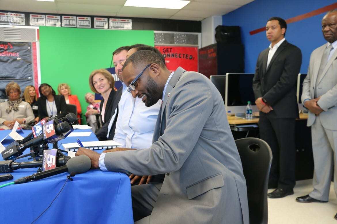 Bedell signing contract