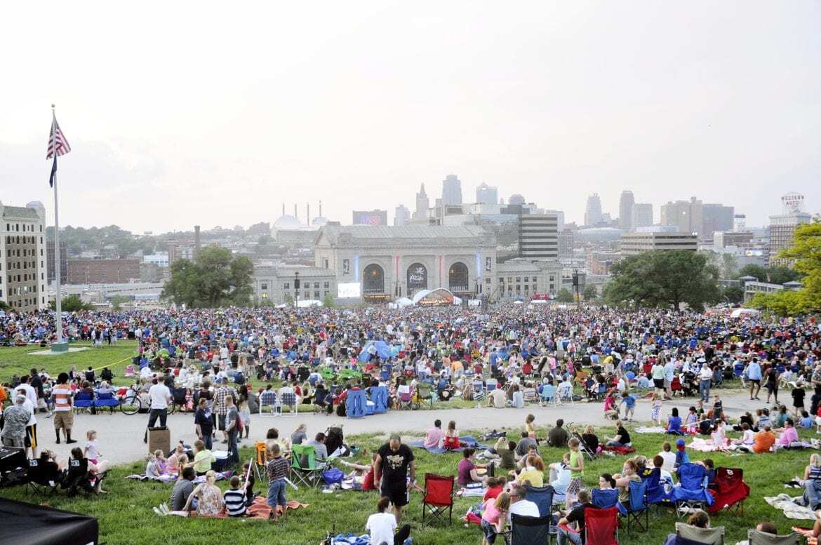A large crowd