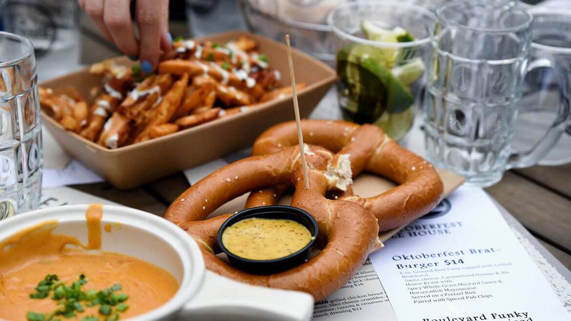 pretzels and cheese dip