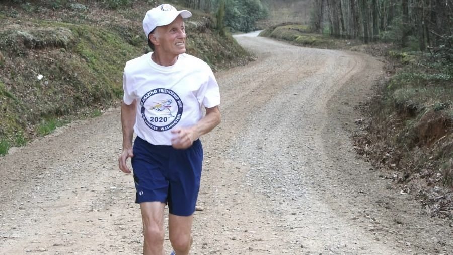 Stan Cottrell runs.