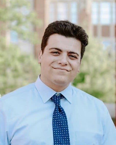 Cole Deaver headshot