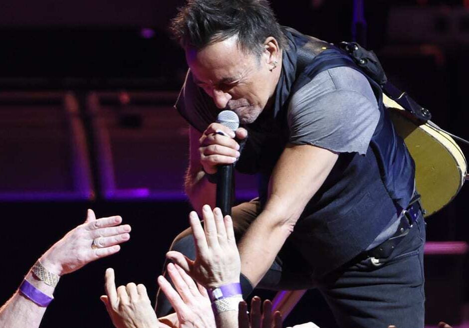 Singer Bruce Springsteen with fans