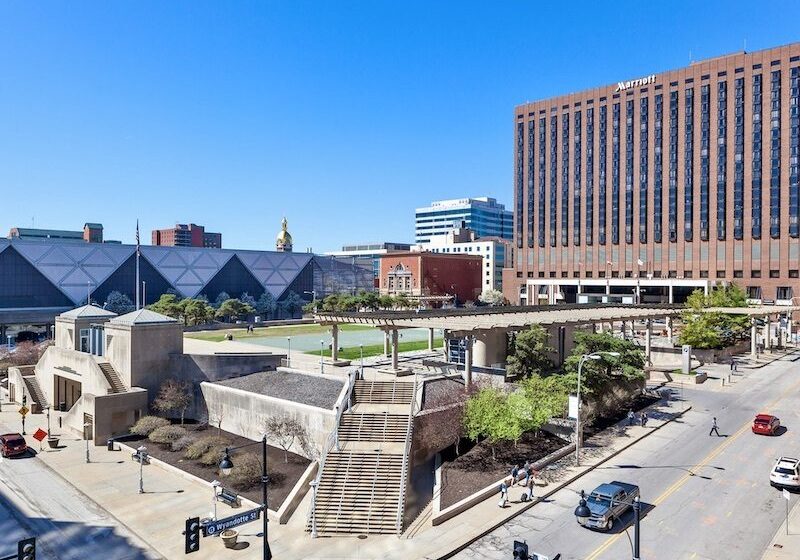 Barney Allis Plaza
