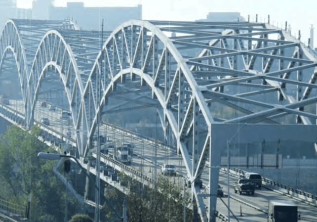 Buck O'Neil Bridge