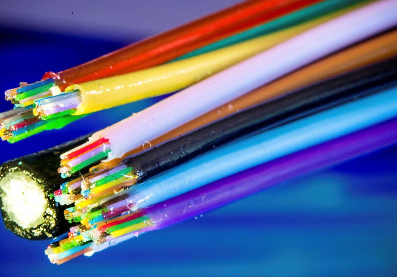 Broadband fiber