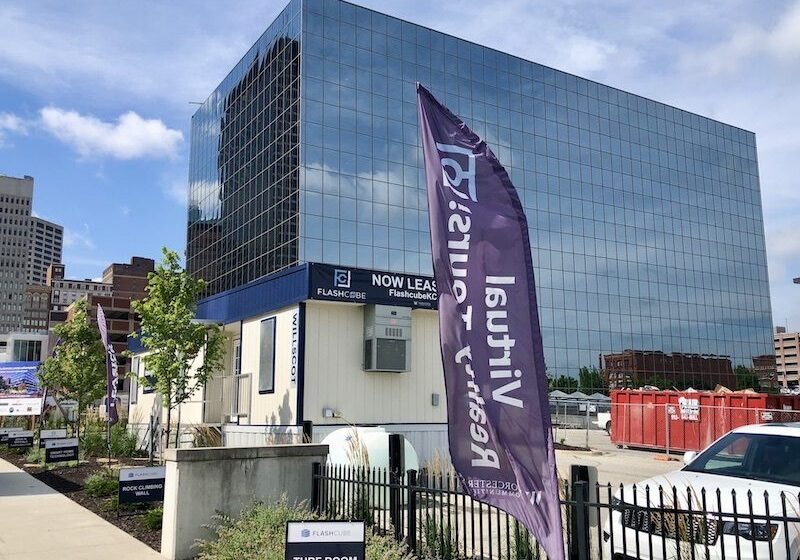 Flashcube building