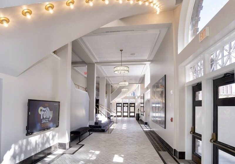 Folly lobby