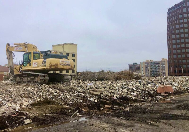 Holiday Inn demo