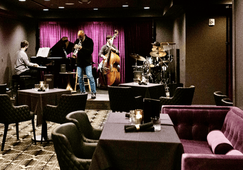 Lonnie's Reno Club