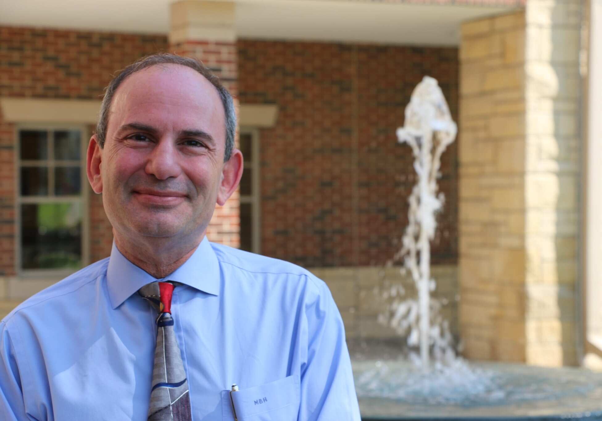 Dr. Marc Hahn