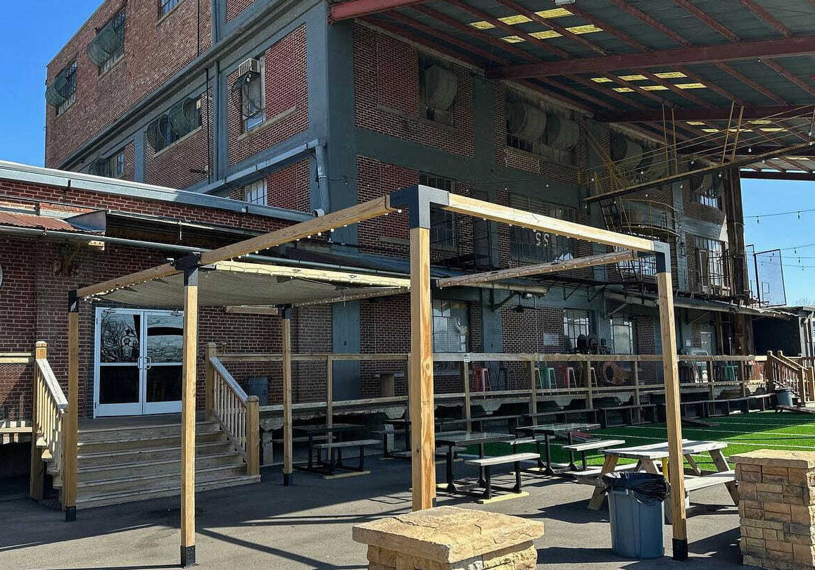 The front entrance of Outfield Beer Co. in Bonner Springs.