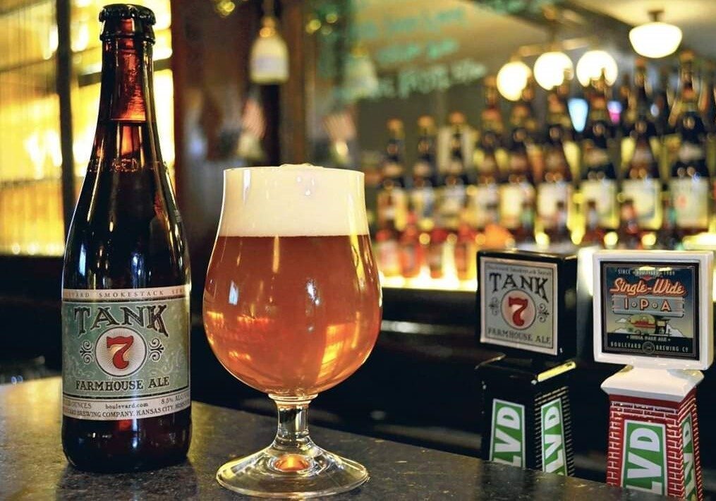 Boulevard Tank 7