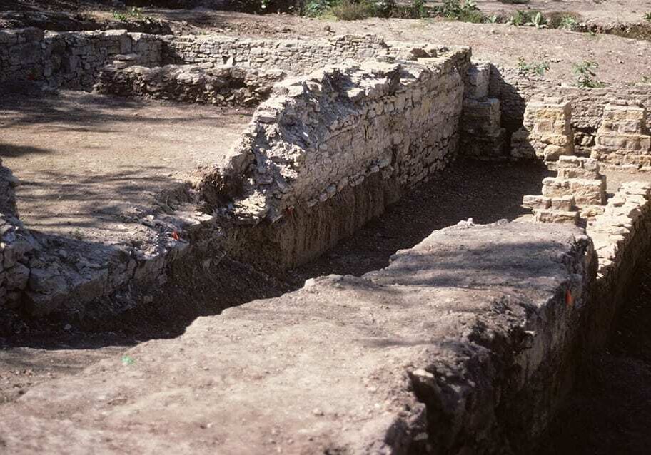 building foundation from quindaro