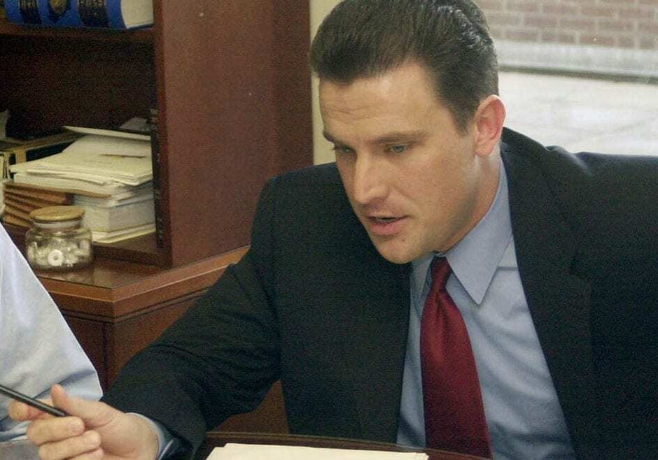 This Jan. 24, 2002 AP file photo shows Robert "Spence" Jackson in Jefferson City, Mo. Jefferson City police said Monday, March 30, 2015 that Jackson, a spokesman for Missouri Auditor Tom Schweich, has died from an apparent self-inflicted gunshot wound, a month after the state auditor also killed himself. (Photo: AP/Kelley McCall)