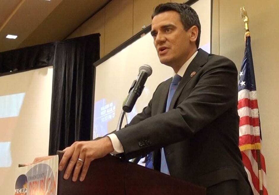 Image of Yoder giving victory speech.